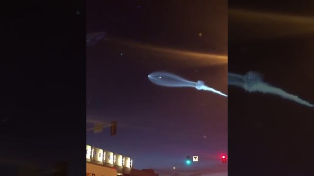 Неопознанный объект в небе, что это!? Нло? смотреть онлайн