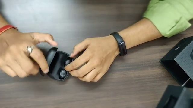 Best Earbuds in India Noise Shots X5 PRO Bluetooth Wireless I Powerbank and Waterproof Earbuds смотреть онлайн