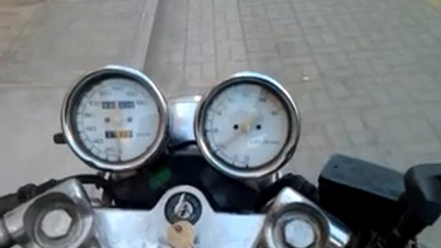 Suzuki Bandit 400 смотреть онлайн