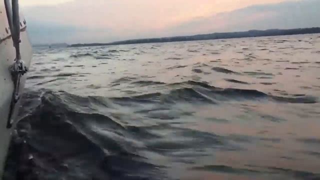 Прогулка под парусом. Вверх по Волге. Ж.Д. мост. смотреть онлайн