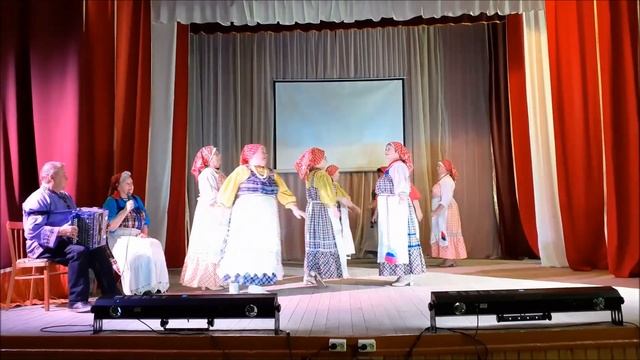 Пляска «Метелица» Харовского района. Народный фольклорный ансамбль «Тальяночка», г. Харовск смотреть онлайн