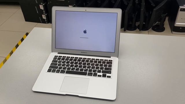 Macbook air 13 (2010)Core 2 DUO / 4Gb / GeForce 320M / SSD 250Gb / 13" смотреть онлайн