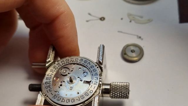 Часы seiko 5 разбираем механизм. смотреть онлайн