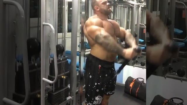 Giant Russian Muscle Bull Constantin Truvor Pumping Iron
