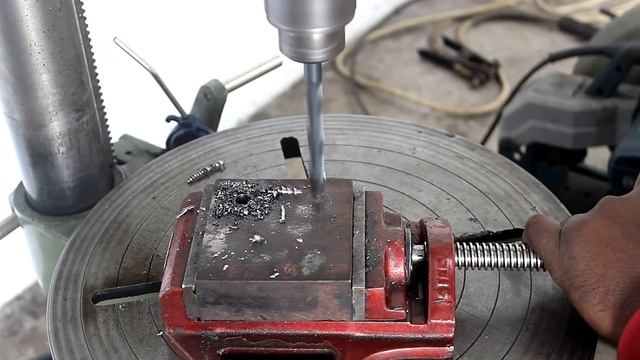 Homemade Motorized Scooter Using 2 Stroke Engine | DIY Scooter смотреть онлайн