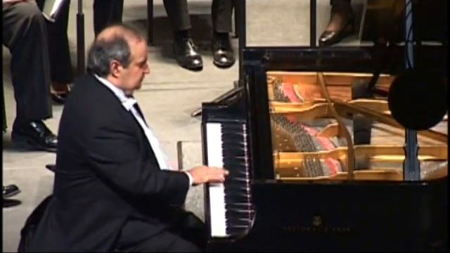 JORGE LUIS PRATS W.A. MOZART SONATA K333 BflatM -mvmt3 смотреть онлайн