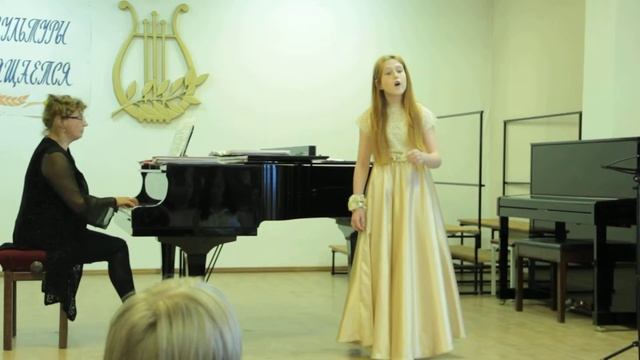 Менуэт Мартини, поет Анютка 13 лет смотреть онлайн