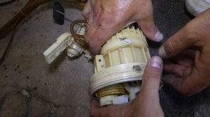 MERCEDES W211 E CLASS FUEL FILTER REMOVAL REPLACEMENT E200 E230 E240 E280 E320 E350 E500 E550 E55