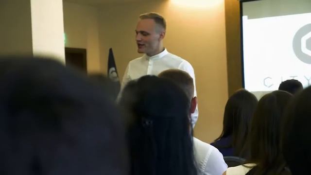 клип в Кирове CITY LIFE смотреть онлайн