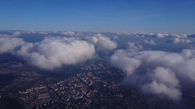 Quadrocopter clouds flight (2.0-2.35km). смотреть онлайн