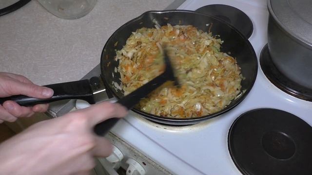 Готовим-ЖАРЕНЫЕ ПИРОЖКИ С КАПУСТОЙ??.бабушкин рецепт.fried cabbage pies.Обалденно вкусно получилось смотреть онлайн