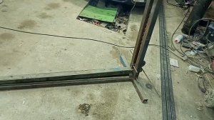 Подъёмник -опрокидыватель сделанный своими руками из профильной трубы