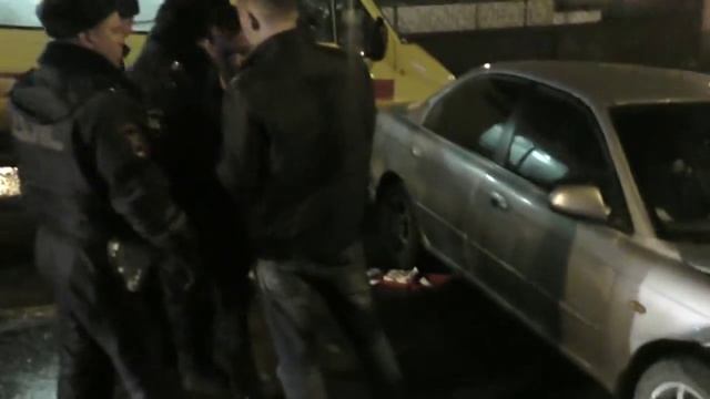 04.11.2015 Пьяный водитель Киа въехал в бетонное заграждение (Ижевск) смотреть онлайн