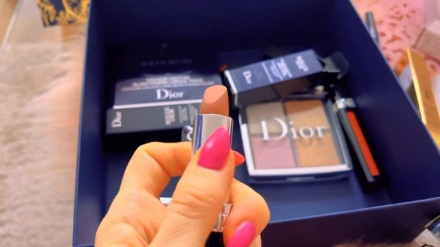 Распаковка косметики и Новый Аромат#dior #pradaparadoxe #prada Обзор Prada Paradoxe смотреть онлайн