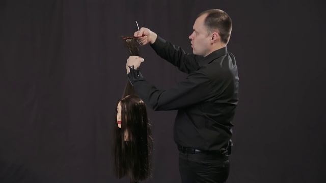 Длинная ступенчатая стрижка с шириной зоны ступенек от 5 до 15 см смотреть онлайн