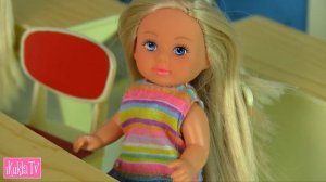 В ШКОЛУ ВМЕСТО ДОЧКИ Поменялись местами Мультик #Барби Школа Играем в Куклы Барби