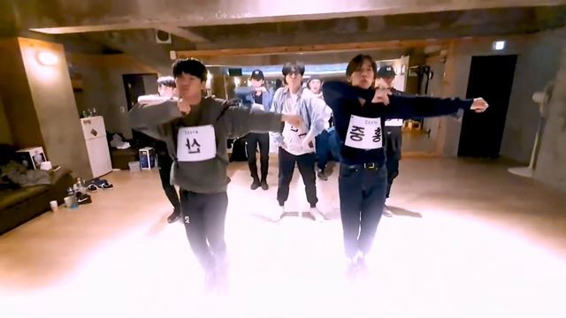 ATEEZ - Dazzling Light (Dance Practice Mirrored - BBTRIPPIN)
