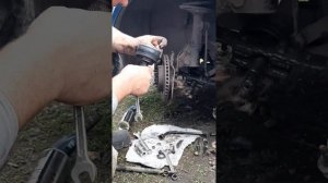 КАК СНЯТЬ ПЕРЕДНИЙ ШРУС Тайота Каролла 120 кузов
