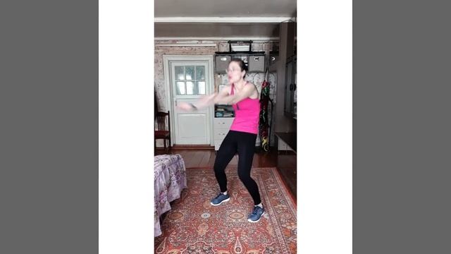 РАЗМИНКА перед тренировкой или МИНИ-ЗАРЯДКА УТРОМ. Потягушки и подготовка тела к занятию! смотреть онлайн