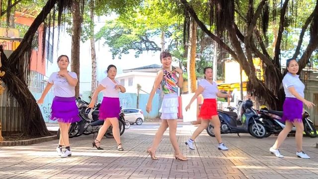 Samba Solo / Chica Bacilona смотреть онлайн