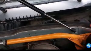 Ваз2115,газовые упоры на крышку капота.