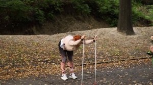 Разминочный комплекс и упражнения на здоровую спину с палками для скандинавской ходьбы