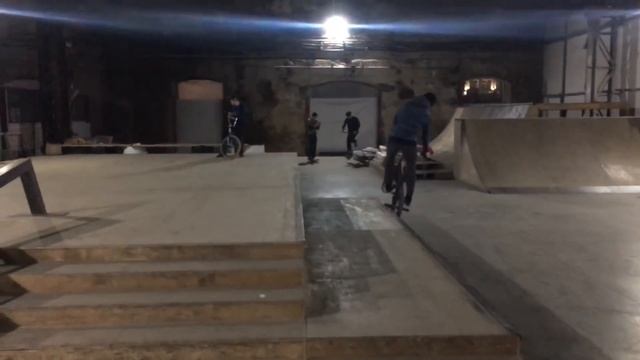 GAME OF BIKE: Выполняем трюки от бмх маски в инстаграм!! смотреть онлайн