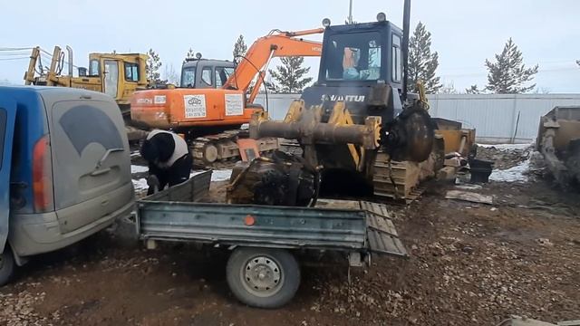 Забираем в ремонт Коробку Передач от бульдозера Shantui sd16 на ремонт. смотреть онлайн