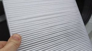 Замена фильтра салона на VW Polo Sedan.