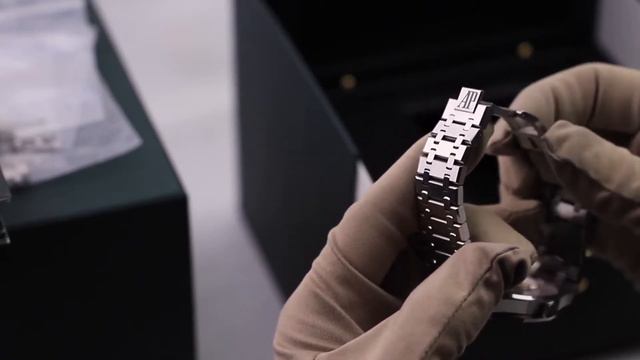 Audemars Piguet Royal Oak 15400ST - White dial смотреть онлайн