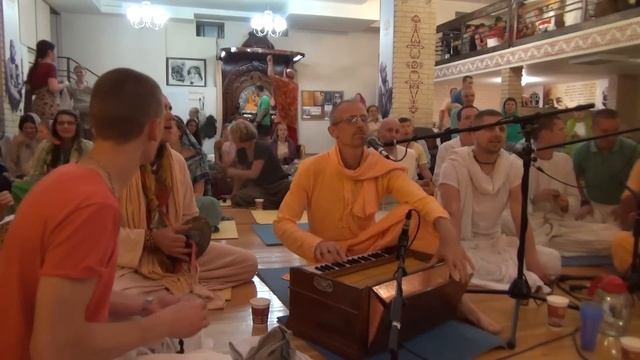 Kirtana Mela 2016 Moscow - Е.М. Парамахамса прабху - Киртан 4 - 31.07.2016