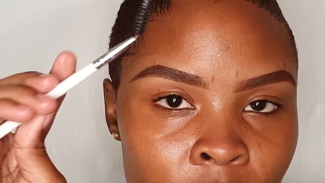 HOW TO EASILY DO YOUR EYEBROWS смотреть онлайн