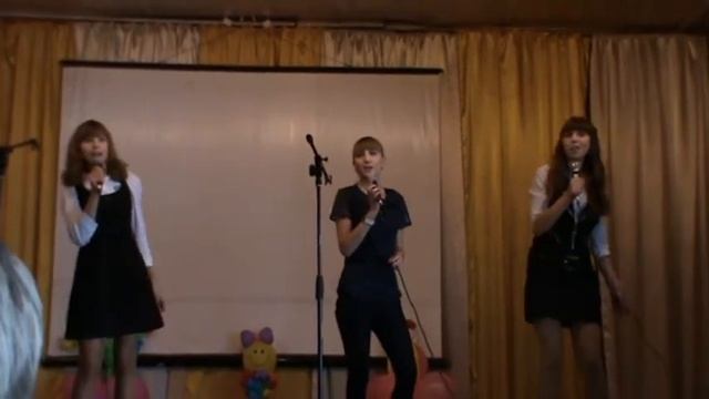 Праздник день учителя в МОУ СОШ №1 пгт. Новокручининский 3 смотреть онлайн