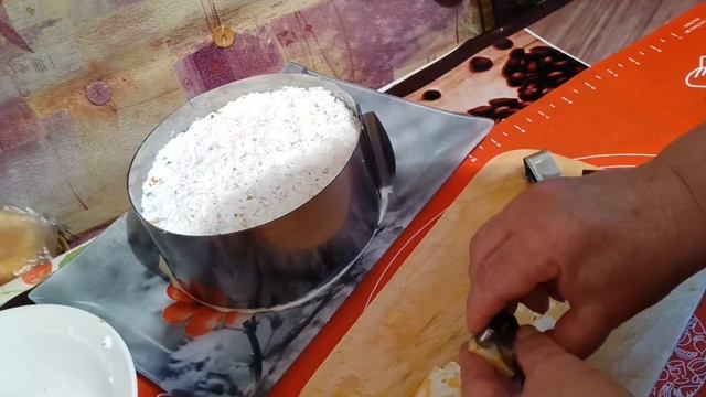 КАК УКРАСИТЬ НОВОГОДНИЙ САЛАТ/@ ВКУСНАЯ КУХНЯ/ Готовим для семьи смотреть онлайн