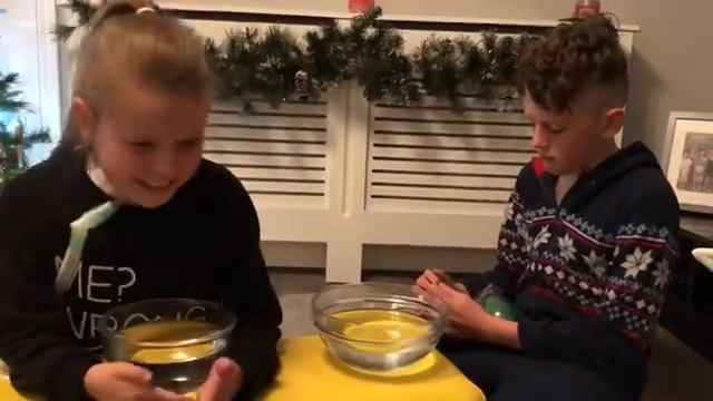 SPECIAL DELIVERY FROM SANTA!! And giveaway смотреть онлайн