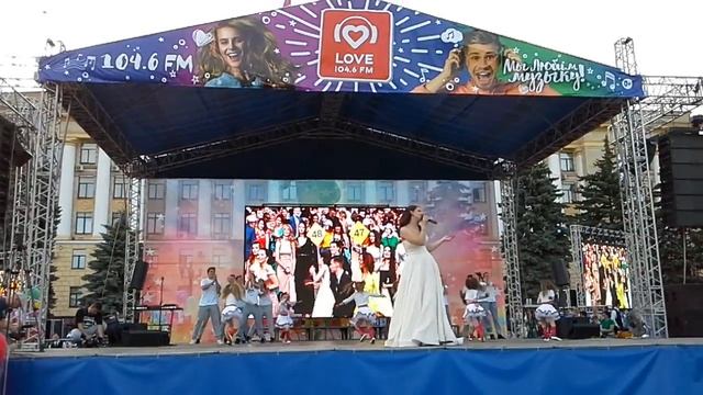 Танец на "Выпускной - 2018" смотреть онлайн