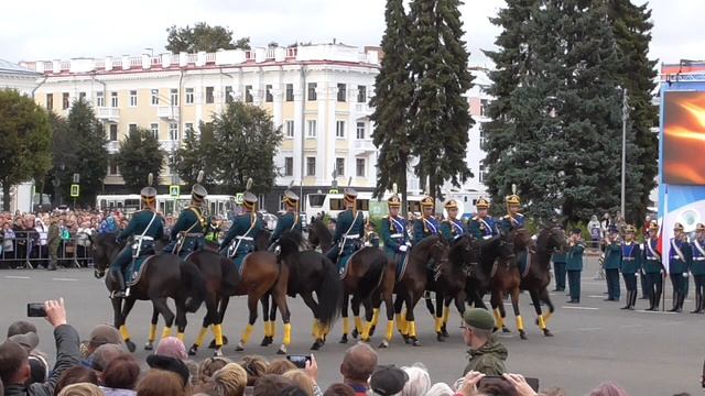 Кавалерийский почетный экскорт Выступление.mp4 смотреть онлайн