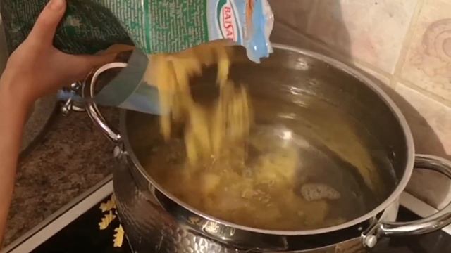 Вкусное, простое и сытное блюдо от детей | Макароны с сыром - наш выбор! смотреть онлайн