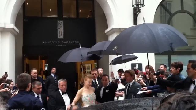 Cannes Film Festival 2013 - Nicole Kidman - Pre Red Carpet Opening Night смотреть онлайн