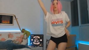 Лея Горная танцует тверк на камеру. СЛИВ БОНКИ. Самый пошлый момент со стрима Леи Горной