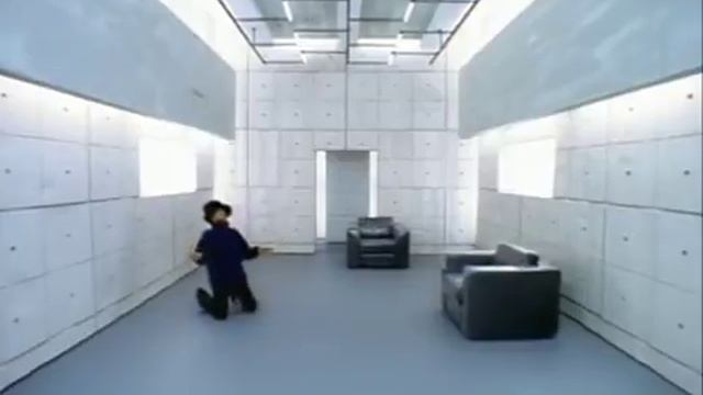 Jamiroquai - Virtual Insanity.mp4 смотреть онлайн