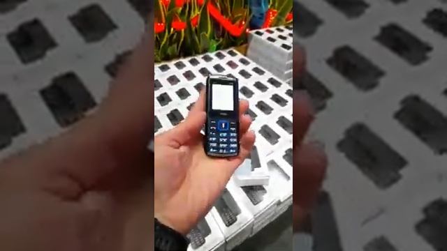 Телефоны Jinga Simple F200n Телефоны Jinga Simple F140 смотреть онлайн