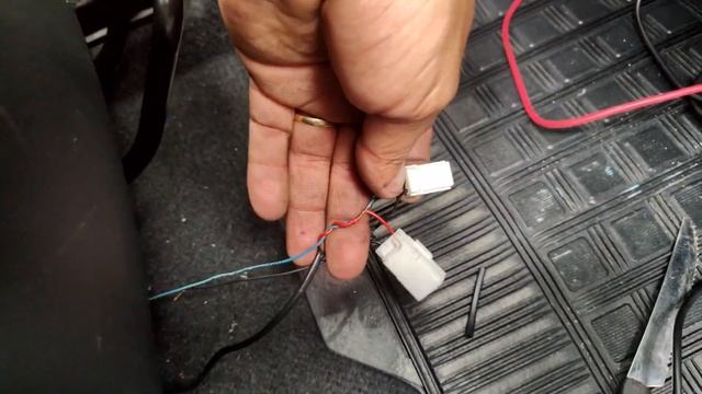 "Descobrimos o que Causou a Avaria no Airbag do Fiat Stilo?!" смотреть онлайн