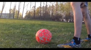 Обучение финтам в футболе (для начинающих) "Ложные финты и движение корпусом"