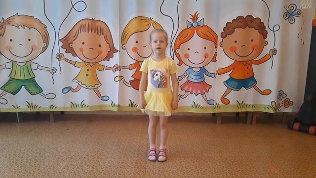 Захарова Е., 9 группа. Стихотворение Шилова П.Н. "Три дождя тому назад" смотреть онлайн