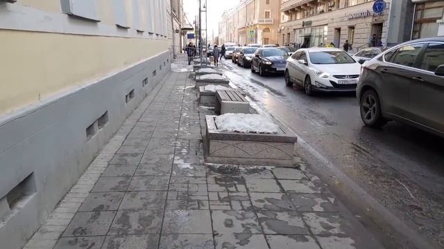 Грязь и бычки около здания Совета Федерации и Генеральной Прокуратуры РФ смотреть онлайн