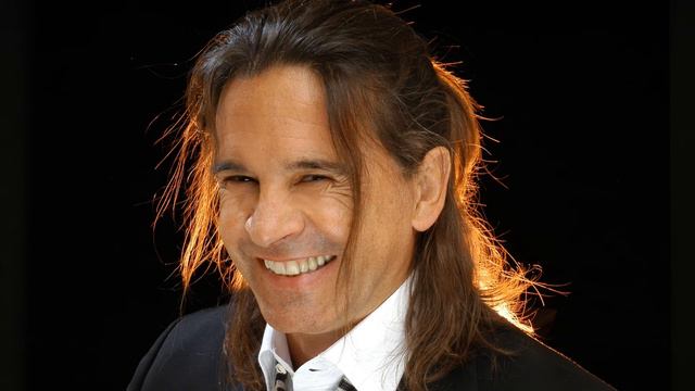Osvaldo Laport - Te Tengo Que Encontrar смотреть онлайн