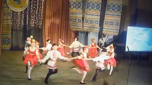 Младшая танцевальная группа "Кропелькі" смотреть онлайн