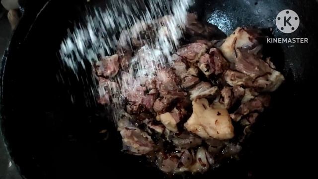 В чайхане "Мужики готовят" Чёрный шурпа. Шурпа с обжаркой. Qora sho'rva. Ковурма Шурва. смотреть онлайн