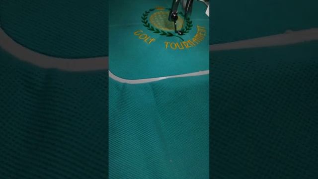 Вышивка на трикотаже, ткань Пике. Верхний стабилизатор не используется, Janome Memory Craft 500 E. смотреть онлайн